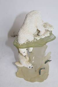 lot 134 image: Polar Bear Figurine with Fish on Iceberg Base