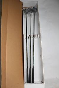 lot 162 image: Set of 4 Harrison Long Drive Warrior Custom Golf Clubs