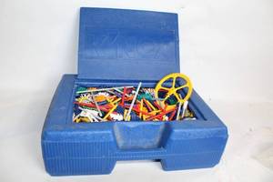 lot 166 image: KNEX Building Set in Blue Storage Case