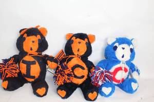 lot 167 image: Set of 3 University Mascot Plush Bears