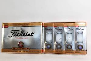 lot 183 image: Titleist Pro V1 Golf Balls - 12 Pack
