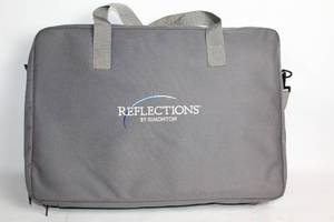 lot 230 image: Simonton Reflections Sample Window Kit in Carrying Case