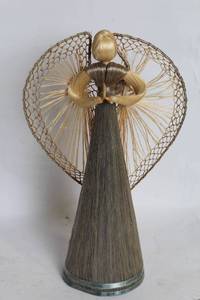 lot 251 image: Vintage Straw Angel Figurine with Braided Design