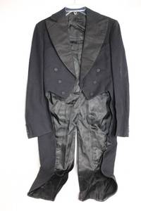 lot 284 image: Vintage Mens Formal Tailcoat by Griffon Clothes