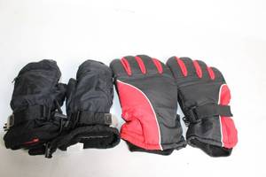 lot 310 image: Set of 2 Pairs Ski and Snowboard Gloves - Mixed Styles and Sizes