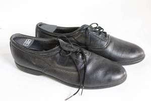 lot 316 image: Pair of Mens Black Leather Oxford Shoes (Size 10.5)