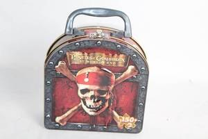 lot 326 image: Pirates of the Caribbean Puzzle in Decorative Tin Box