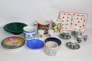 lot 420 image: Collection of Assorted Ceramic and Porcelain Dishware and Mugs