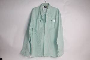 lot 437 image: Cabelas Guidewear Mens L Long Sleeve Shirt with UPF 50 Protection
