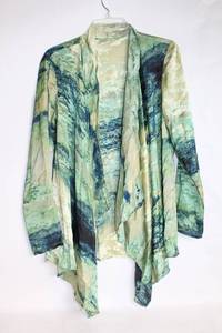 lot 449 image: Jockey Medium Long-Sleeve Watercolor Cardigan