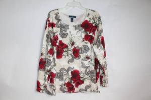 lot 463 image: Karen Scott Womens Plus Size 3X Floral Long Sleeve Top