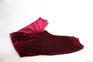 lot 497 image: Medium Red Velvet Leggings by American Apparel