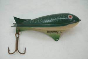 lot 7 image: Vintage Jumping Jo Fishing Lure -metal
