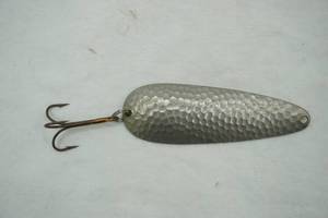 lot 30 image: Vintage Hammered Spoon Lure