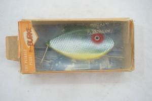 lot 44 image: Vintage Burke Flex Plug Wee Gillie Fishing Lure