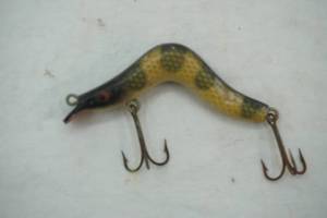lot 50 image: Vintage Pulver Riser Fishing Lure