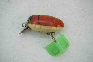 lot 51 image: Vintage Millsite Rattle Bug Fishing Lure