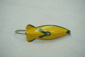 lot 92 image: Vintage Buck Perry Weedless Spoonplug