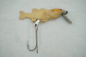 lot 93 image: Vintage Arbogast Lil Bass rubber minnow Lure