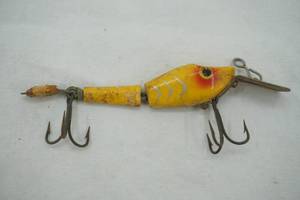 lot 101 image: Vintage Arbogast  Hula Popper jointed Fishing Lure