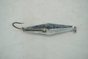 lot 107 image: Vintage James E. Clark Spoon Squid 4