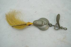 lot 128 image: Vintage Al Foss Shimmy No 5 Fishing Lure