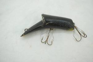 lot 146 image: Vintage Kautzky Top Ike Fishing Lure