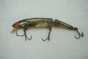 lot 156 image: Vintage Bomber jointed fishing lure