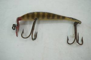 lot 218 image: Vintage Spoonplug Lure 3.5