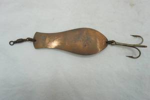 lot 222 image: Vintage BBCO Spoon Lure