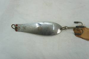 lot 244 image: Vintage Big Doctor 285 Spoon Lure 1938. St. Pauls 10,000 Lakes