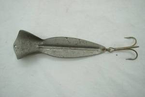 lot 265 image: Vintage Gil-O No. 4 Spoon Lure
