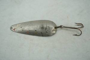 lot 288 image: Vintage Spoon Lure