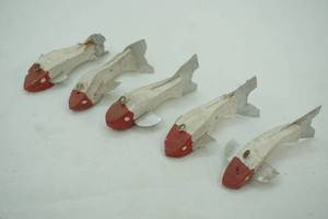 lot 311 image: Vintage wooden fishing lures 5ct 3
