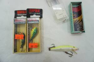 lot 327 image: Vintage Rapalas 3ct - in original packaging