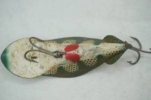 lot 343 image: Vintage Spoonplug 5 Lure
