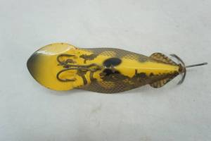 lot 344 image: Vintage Spoonplug 5 Lure