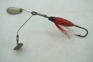 lot 355 image: Vintage Shannon spinner bait