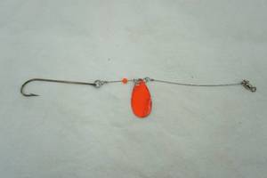lot 405 image: Vintage spinner lure