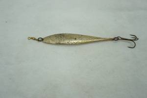 lot 416 image: Vintage Dirigold silver minnow type lure