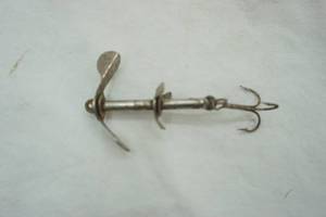 lot 428 image: Vintage metal spinner fishing lure