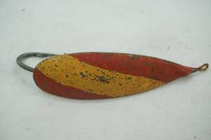 lot 437 image: Vintage Johnsons Silver Minnow Lure