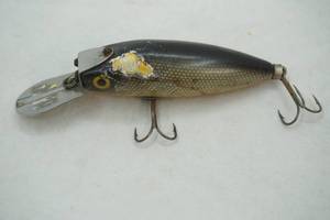 lot 444 image: Vintage Wood MFG Co. Deep R Doodle Fishing Lure