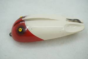 lot 467 image: Vintage Paul Bunyan Lady Bug Lure