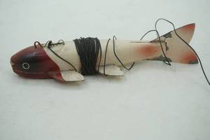 lot 492 image: Vintage Ice Spearing Decoy