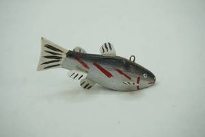 lot 495 image: Vintage Ice Spearing Decoy