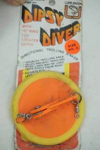 lot 500 image: Vintage Dipsy Diver in original packaging
