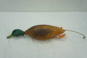 lot 554 image: Duck Decoy - training one for dogs