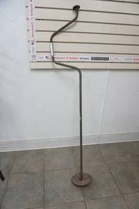 lot 559 image: VintageAntique Hand Crank Ice Auger