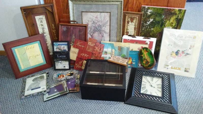 lot 550 image: Printers (2) Copy Paper, Jewelry Cases, and more. Large lot